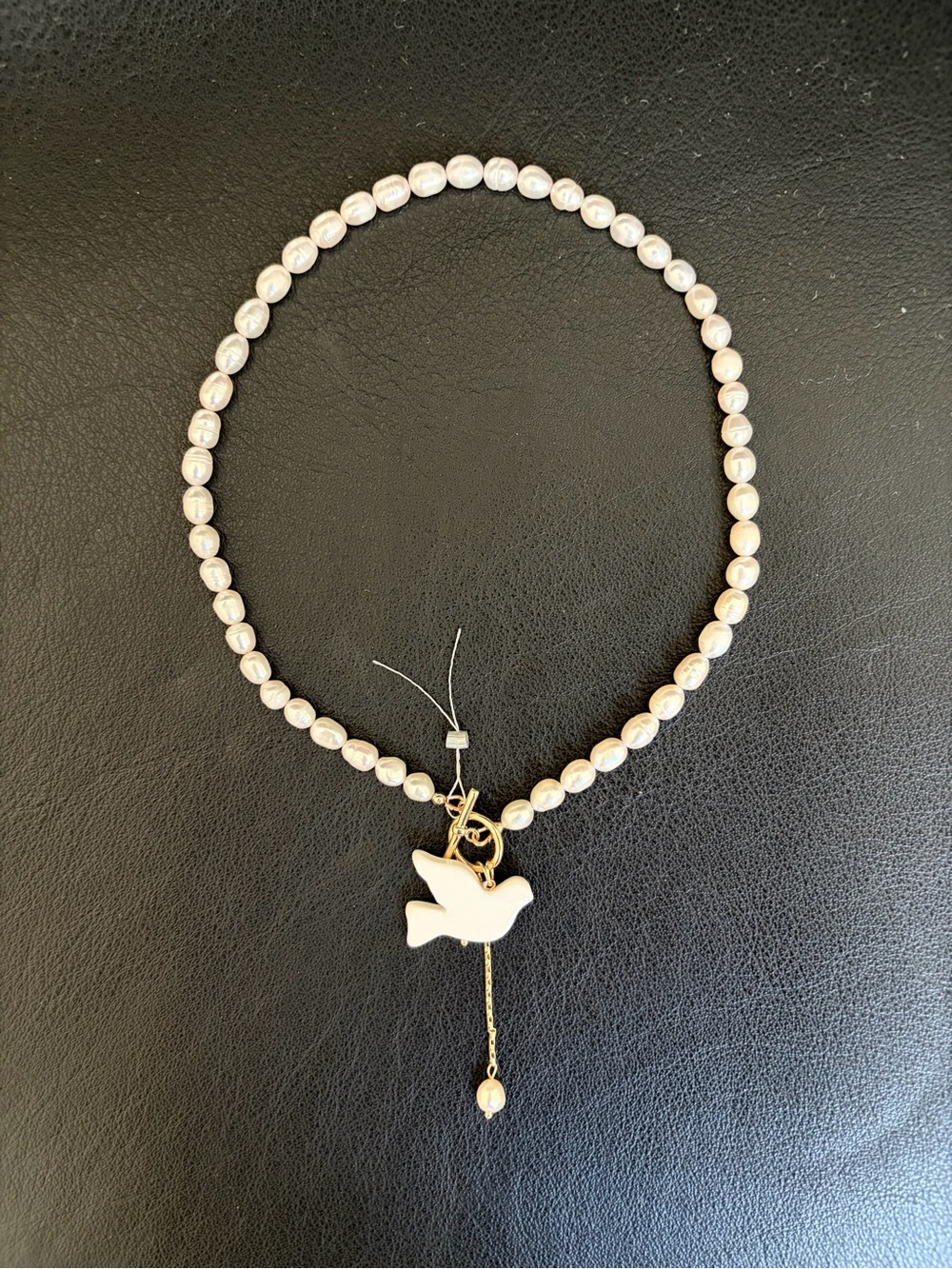 NWT Le Perle Freshwater Pearl Dove Necklace 14K Gold Plated, 40cm